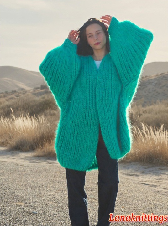 Mohair Coat Thick Oversize Green 100% Natural Mohair Yarn by Lanaknittings - Image 2