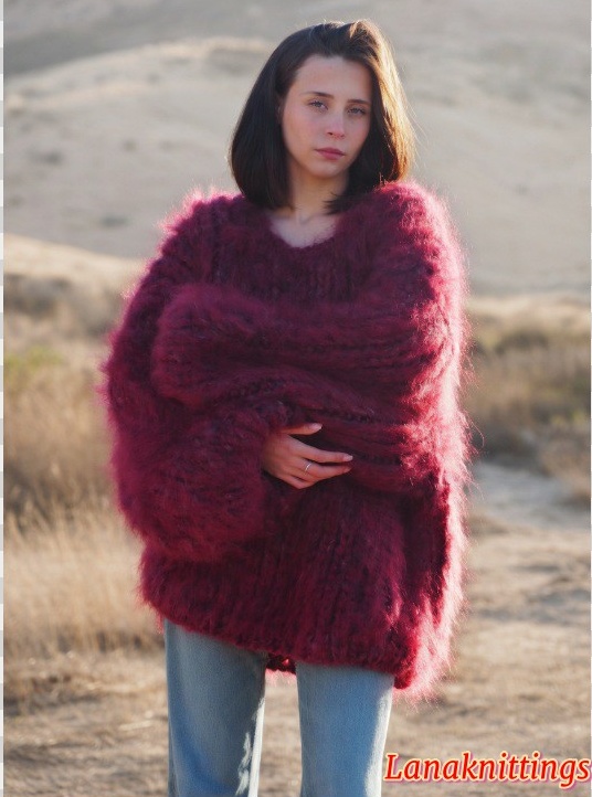 Mohair Sweater Thick Oversize Burgundy by Lanaknittings - Image 11