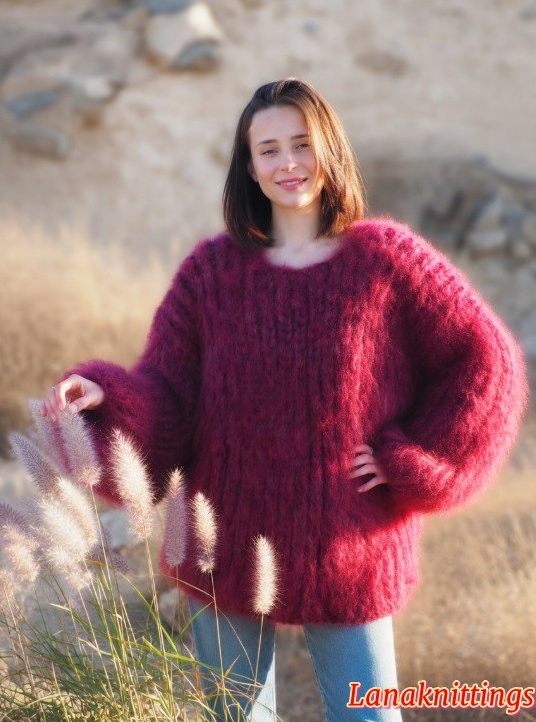 Mohair Sweater Thick Oversize Burgundy by Lanaknittings - Image 3