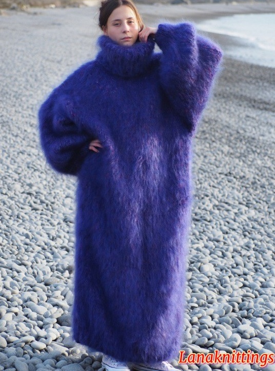 Mohair Long Dress Thick Oversize Purple Handknitted by Lanaknittings - Image 4