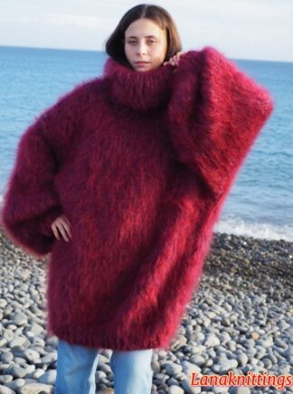 Mohair Sweater Thick Oversize Burgundy  by Lanaknittings