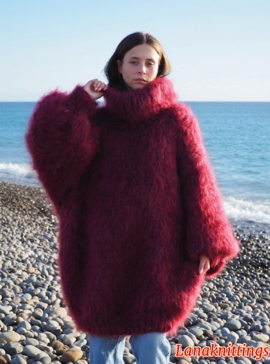 Mohair Sweater Thick Oversize Burgundy by Lanaknittings - Image 4