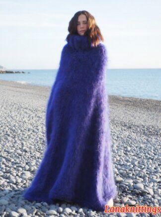 Mohair Poncho Oversize Purple Handknitted by Lanaknittings