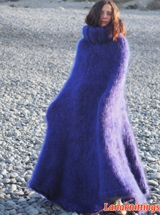 Mohair Poncho Oversize Purple Handknitted by Lanaknittings - Image 6