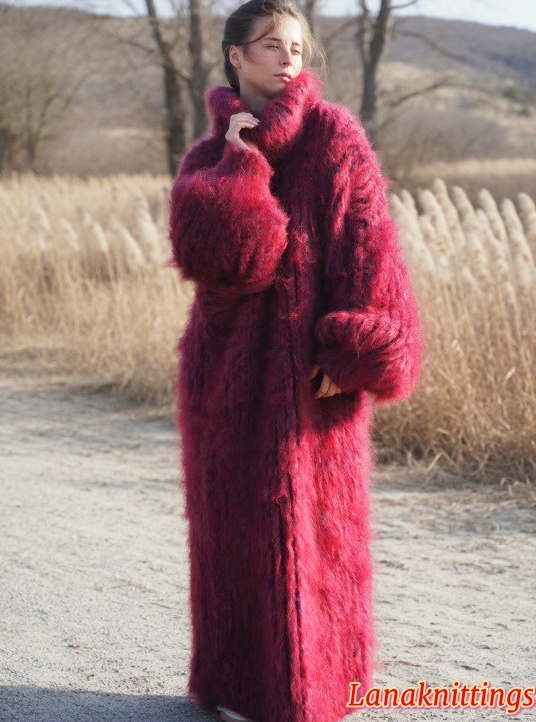 Mohair Long Dress Extra Thick Oversize Burgundy Handknitted Handmade Lanaknittings - Image 4