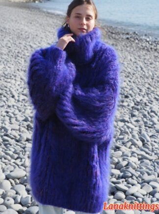 Mohair Sweater Extra Thick Oversize Purple Handmade Handknitted by Lanaknittings