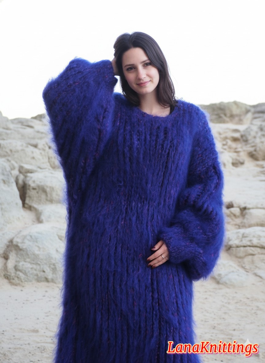 Mohair Dress Extra Thick Oversize Purple Handmade Handknitted by Lanaknittings - Image 4