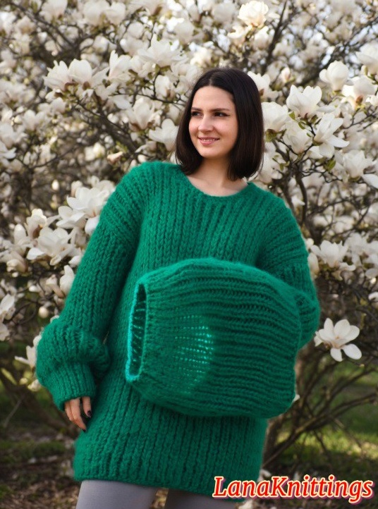 Mohair Sweater Extra Thick Oversize Green T-neck removable Handmade Handknitted by Lanaknittings - Image 2