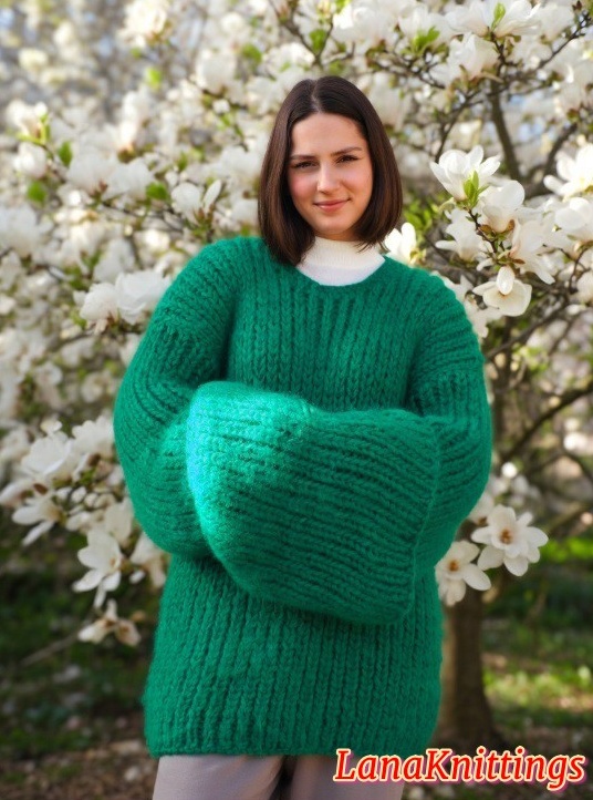 Mohair Sweater Extra Thick Oversize Green T-neck removable Handmade Handknitted by Lanaknittings - Image 6