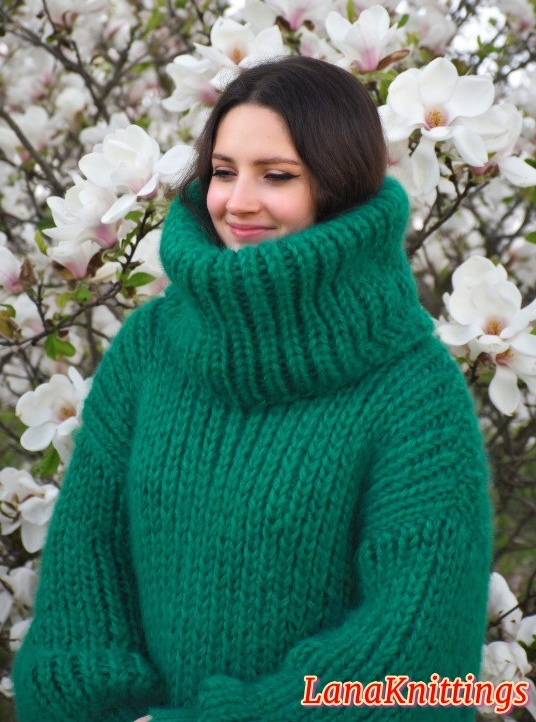 Mohair Sweater Extra Thick Oversize Green T-neck removable Handmade Handknitted by Lanaknittings - Image 7