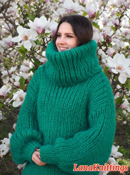 Mohair Sweater Extra Thick Oversize Green T-neck removable Handmade Handknitted by Lanaknittings - Image 10