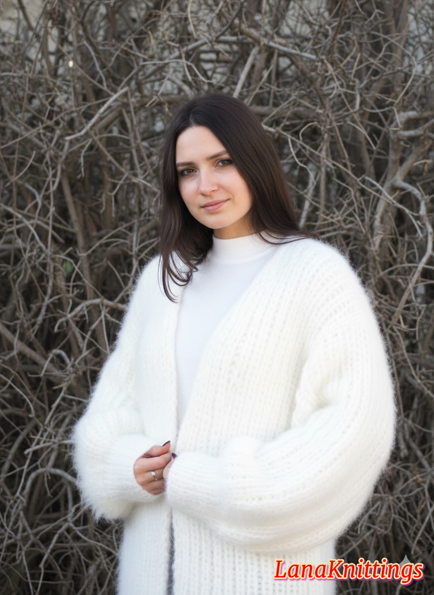 Mohair Coat White Oversize Longhair Mohair HandKnitted by LanaKnittings - Image 2