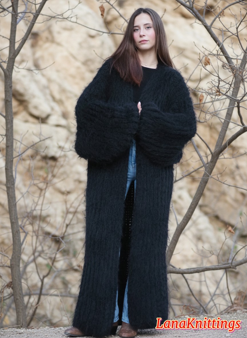 Mohair Long Coat Black Oversize Thick Mohair HandKnitted Handmade LanaKnittings - Image 5