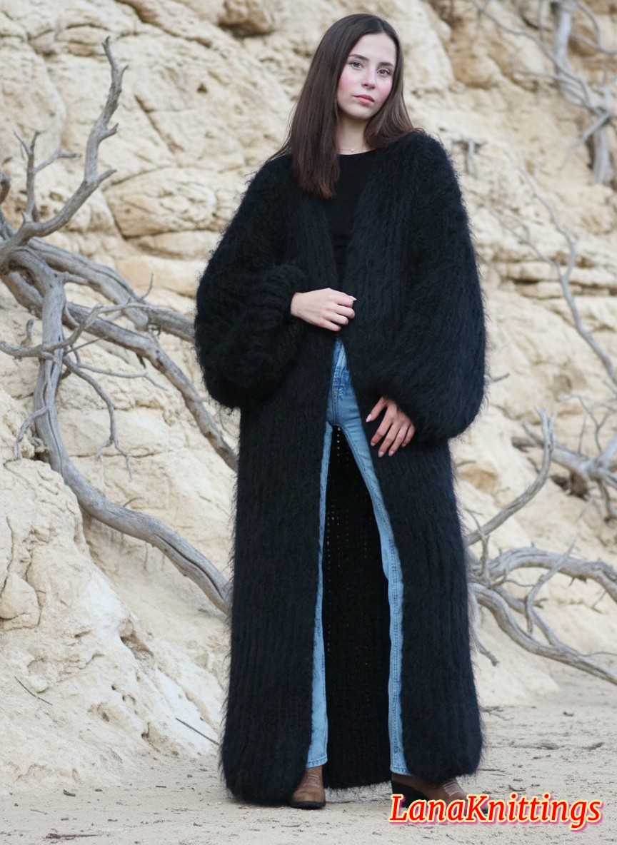 Mohair Long Coat Black Oversize Thick Mohair HandKnitted Handmade LanaKnittings - Image 8