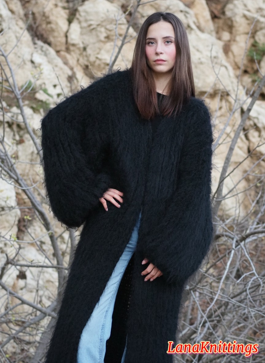 Mohair Long Coat Black Oversize Thick Mohair HandKnitted Handmade LanaKnittings - Image 10