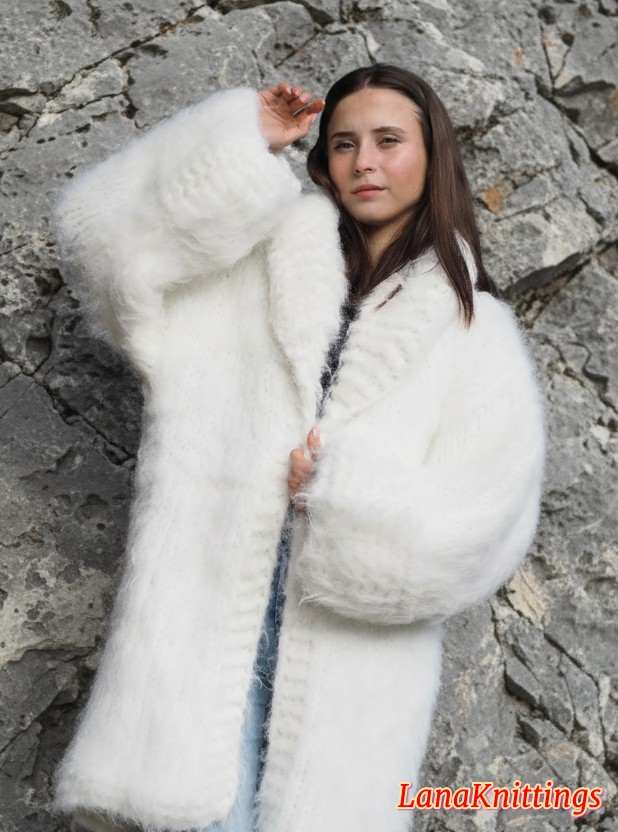 Mohair Coat White Oversize Thick Mohair HandKnitted Handmade LanaKnittings - Image 7