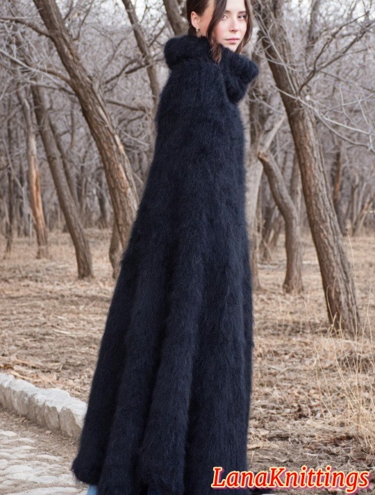 Black Mohair Long Poncho Oversize Handmade Handknitted by Lanaknittings - Image 6