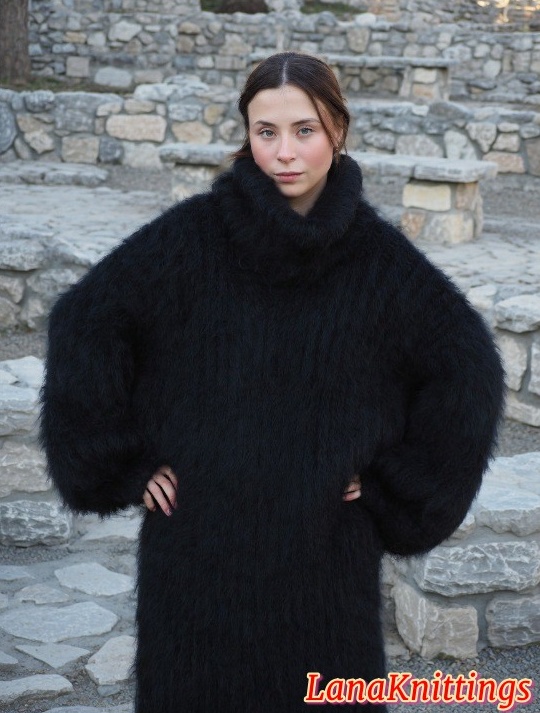 Black Mohair Long Dress Thick Oversize Handmade Handknitted by Lanaknittings - Image 11