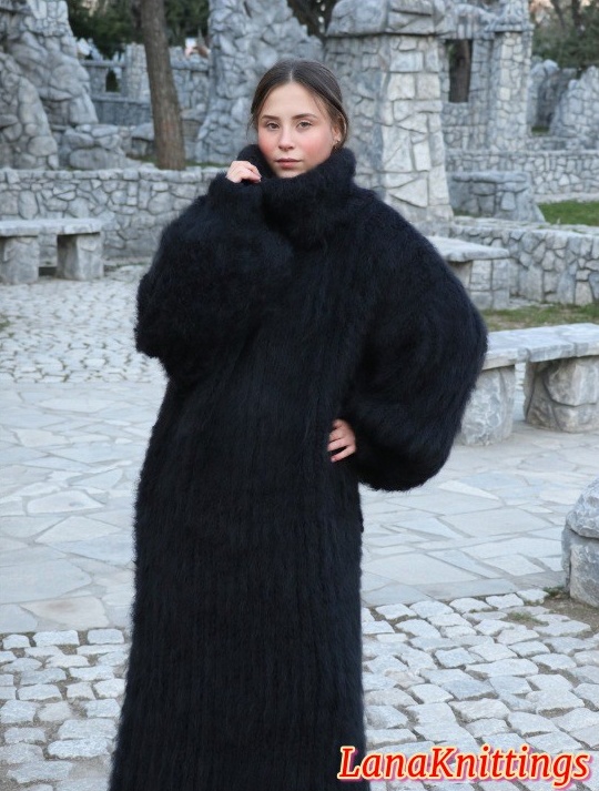 Black Mohair Long Dress Thick Oversize Handmade Handknitted by Lanaknittings - Image 12