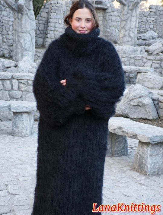 Black Mohair Long Dress Thick Oversize Handmade Handknitted by Lanaknittings - Image 15