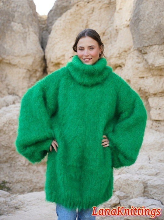 Green Mohair Sweater Thick Oversize Handmade Handknitted by Lanaknittings