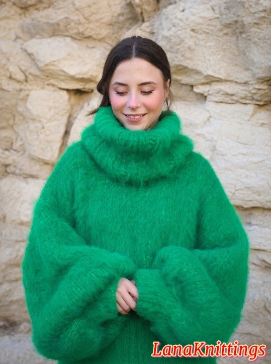 Green Mohair Sweater Thick Oversize Handmade Handknitted by Lanaknittings - Image 11