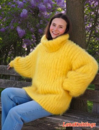 Mohair Sweater Thick Oversize Yellow Handmade Handknitted by Lanaknittings