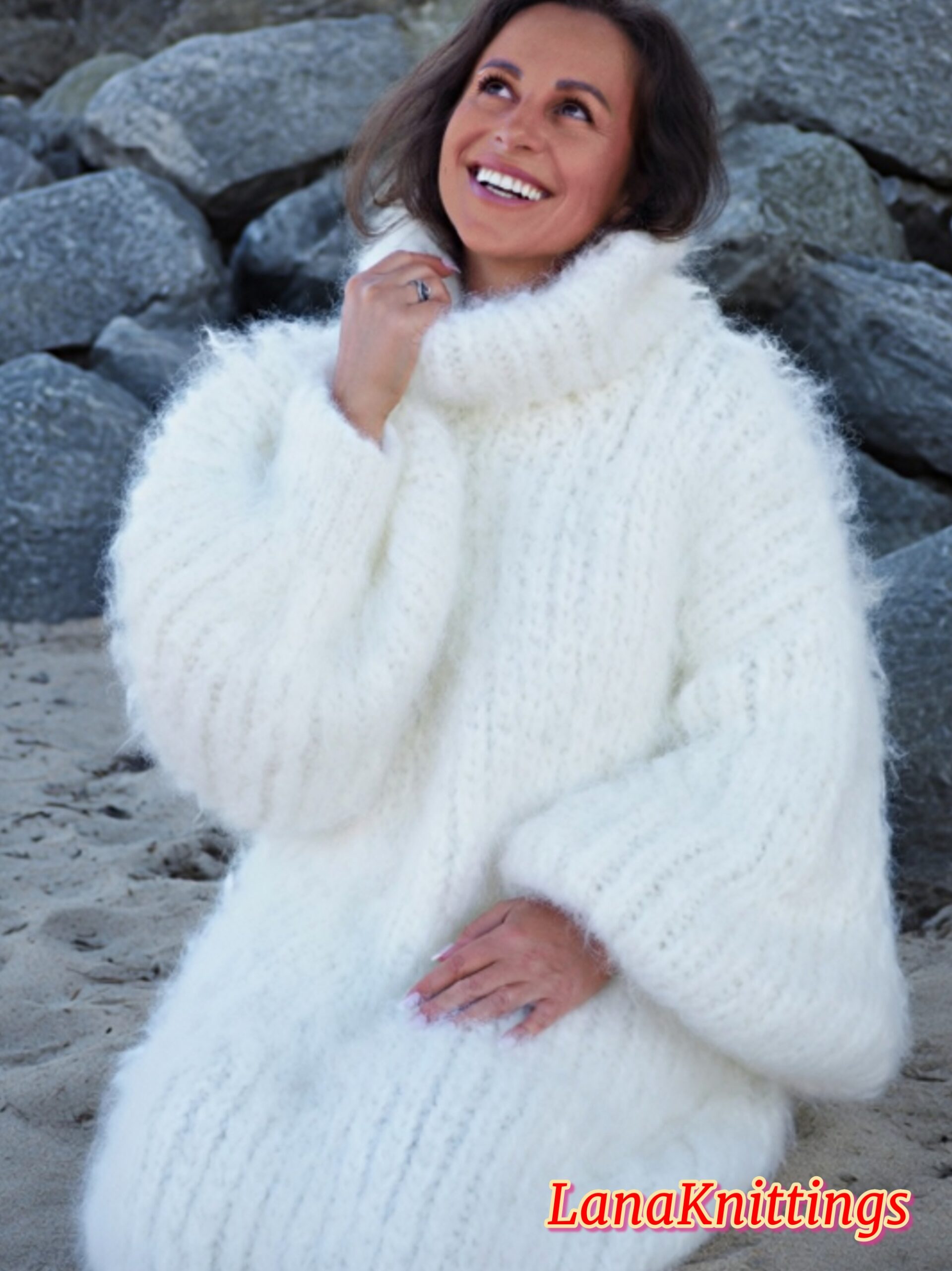 White Longhair Mohair Sweater Thick Handmade Handknitted by Lanaknittings - Image 7