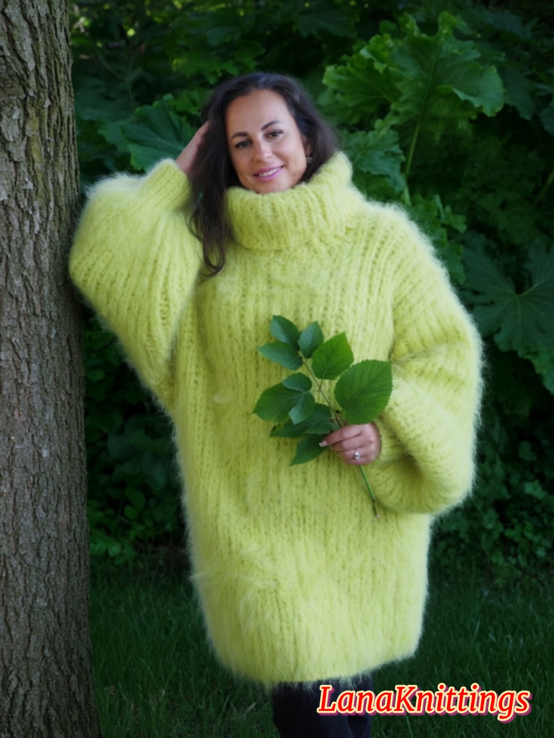 Apple Green Longhair Mohair Sweater Thick Handmade Handknitted by Lanaknittings - Image 4