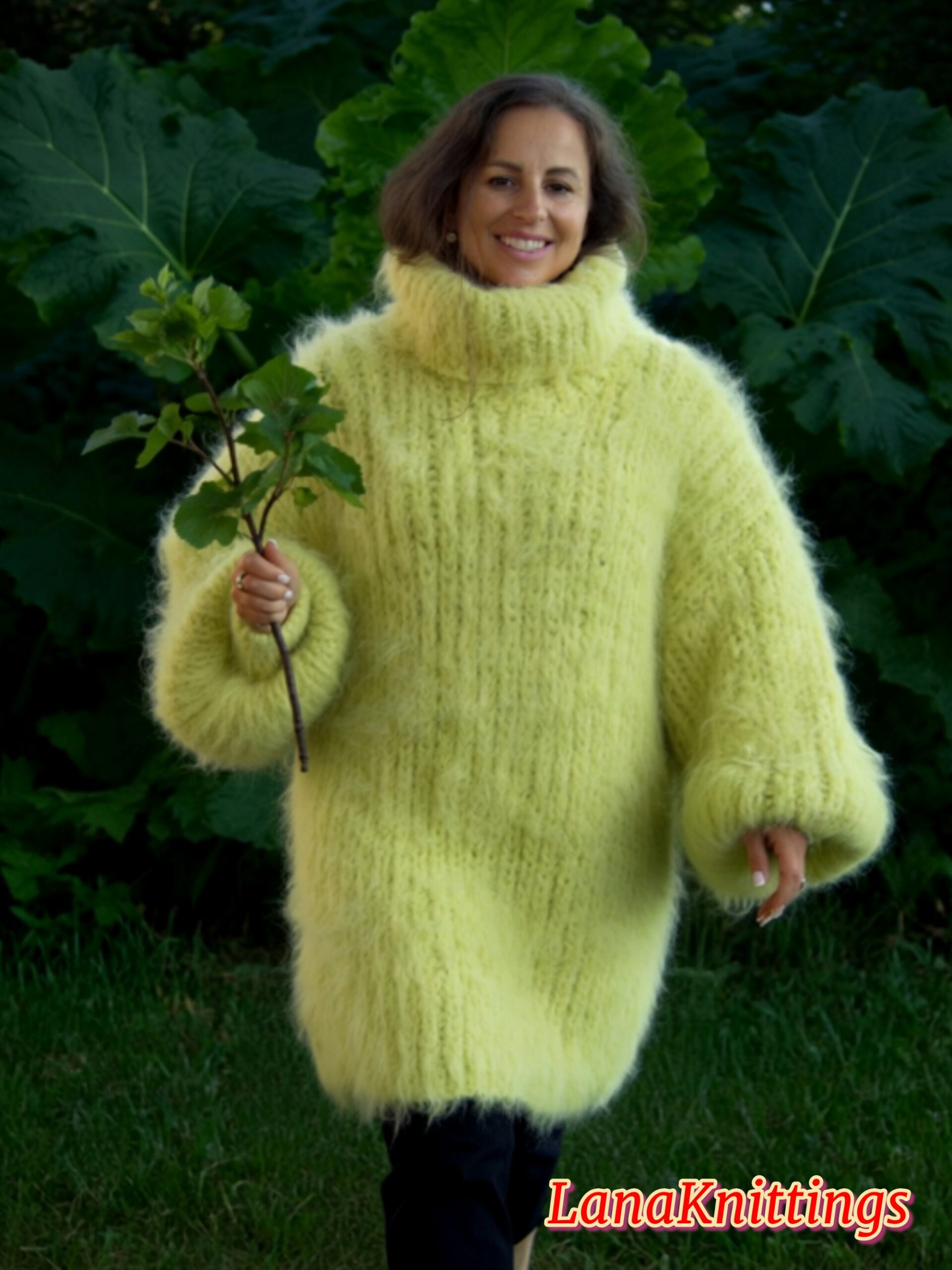 Apple Green Longhair Mohair Sweater Thick Handmade Handknitted by Lanaknittings - Image 2