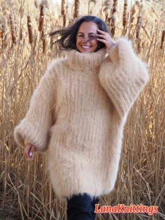 Powder Beige  Longhair Mohair Sweater Thick Handmade Handknitted by Lanaknittings