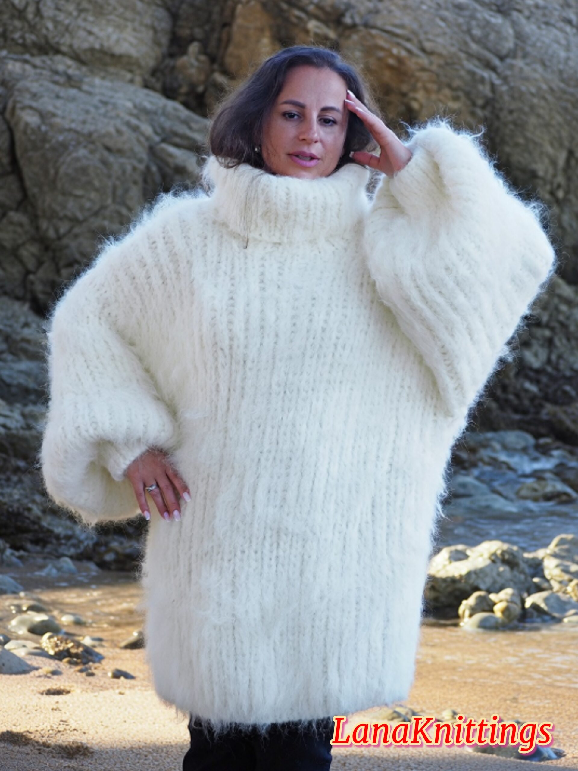 White Longhair Mohair Sweater Thick Handmade Handknitted by Lanaknittings - Image 4