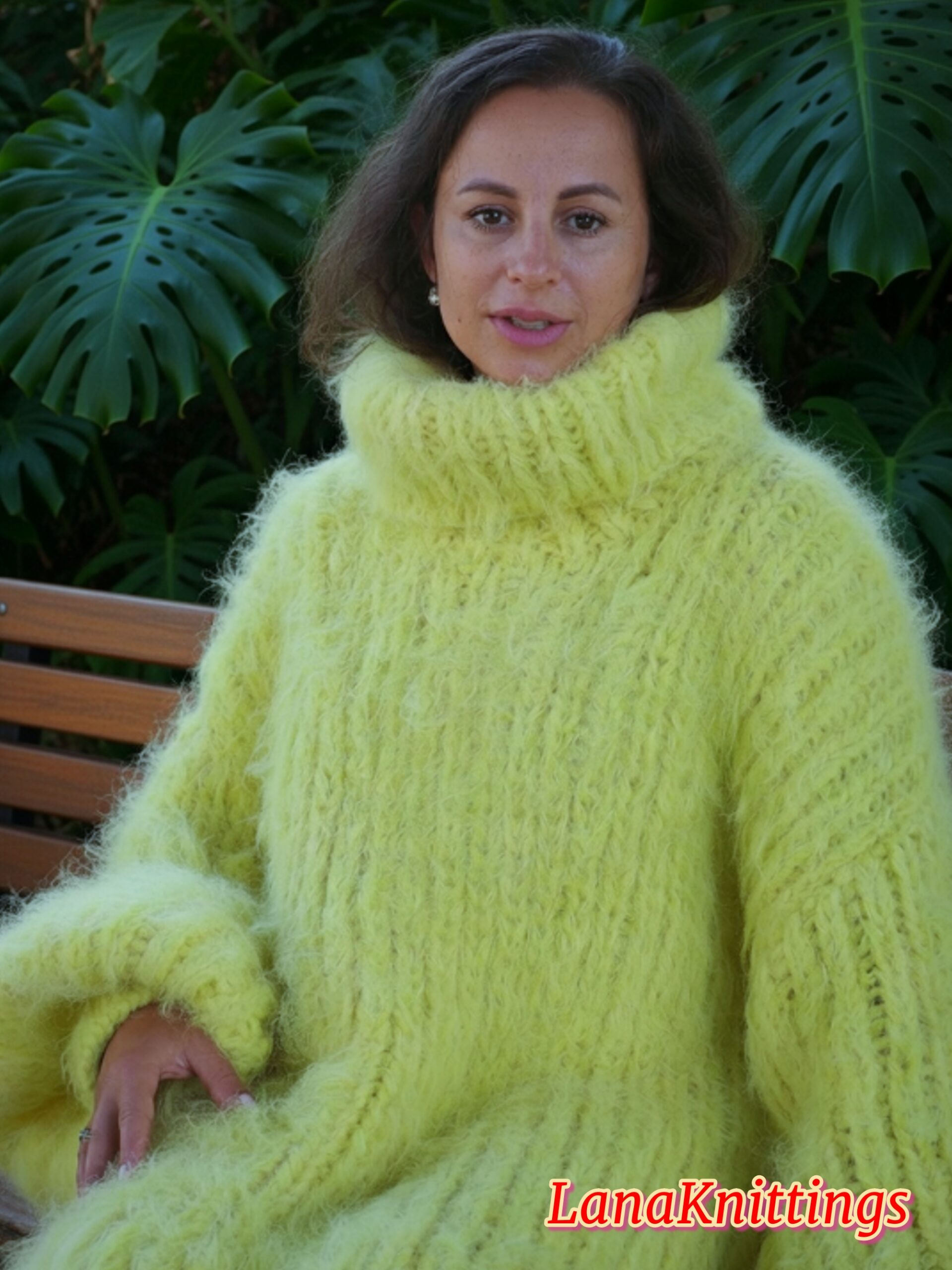 Apple Green Longhair Mohair Sweater Thick Handmade Handknitted by Lanaknittings - Image 12